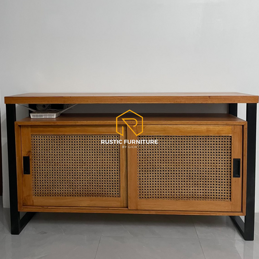 ISABEL SOLIHIYA BUFFET TABLE