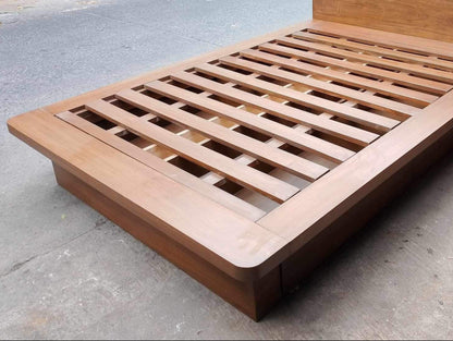 CALEB SOLID FLOATING BED