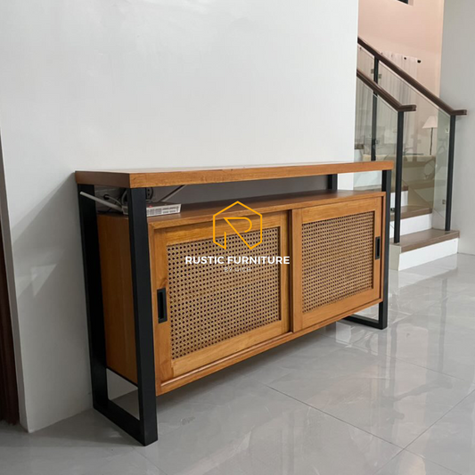 ISABEL SOLIHIYA BUFFET TABLE